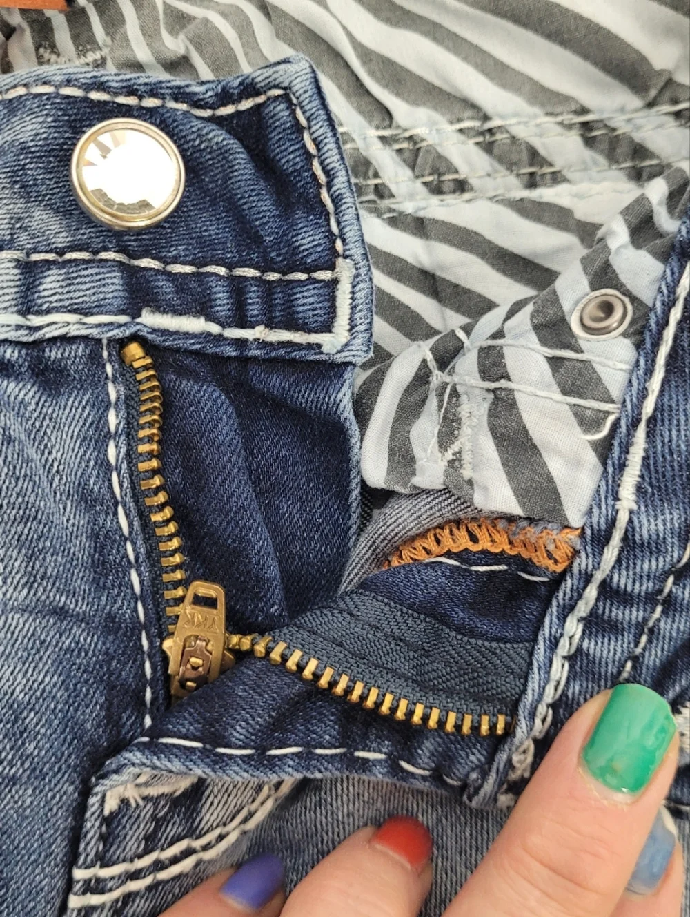 Rock Revival Laney Skinny Jeans Sixe 25